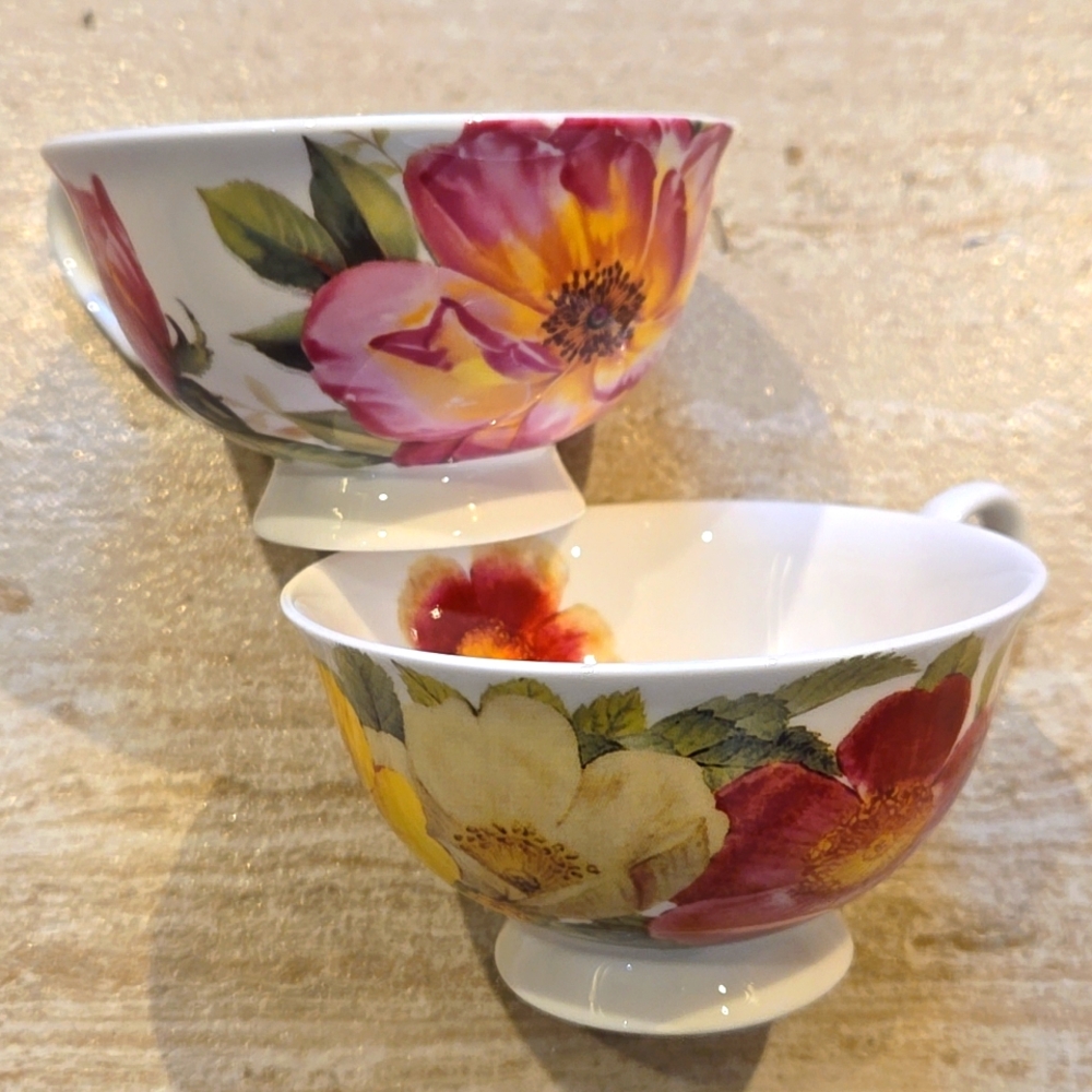 Stechcol Gracie Bone China Set of Two Elegant Floral Teacups